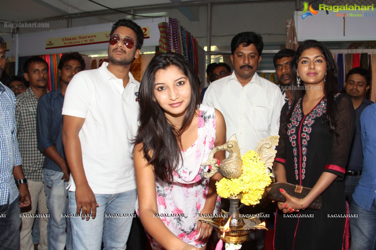 Silk India Expo 2014 Launch by Akshaya and Vinny