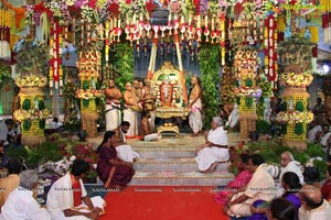 Sri Srinivasa Padmavathi Parinayosthavam