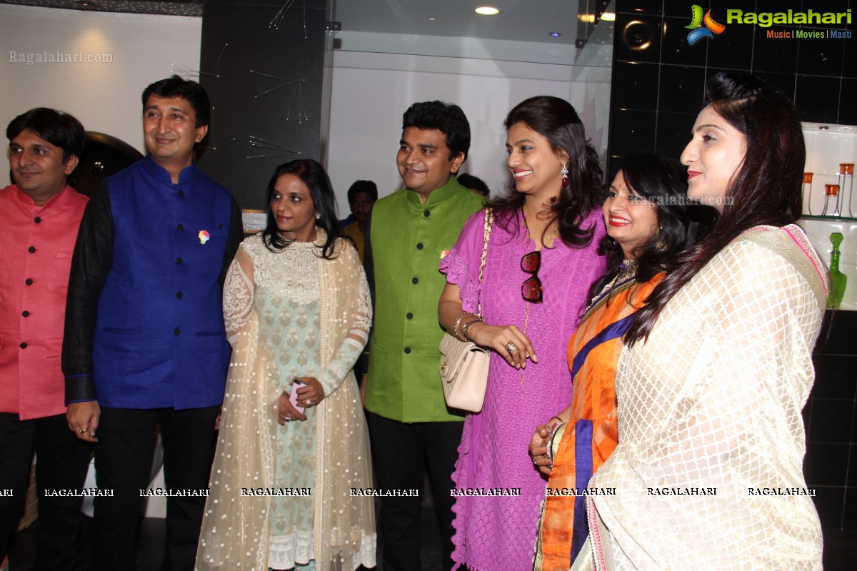 Pinky Reddy launches Stellar Bathware Studio, Hyderabad