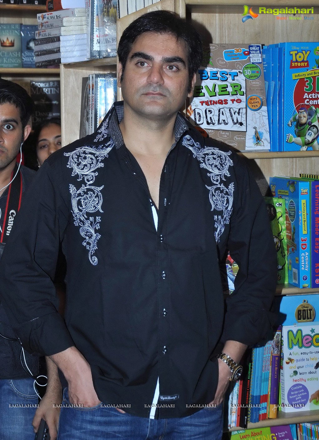 Arbaaz Khan launches Vickrant Mahajan's Book 'Yes Thank You Universe', Mumbai