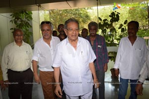 Waheeda Rehman attends special tribute to veteran cinematographers