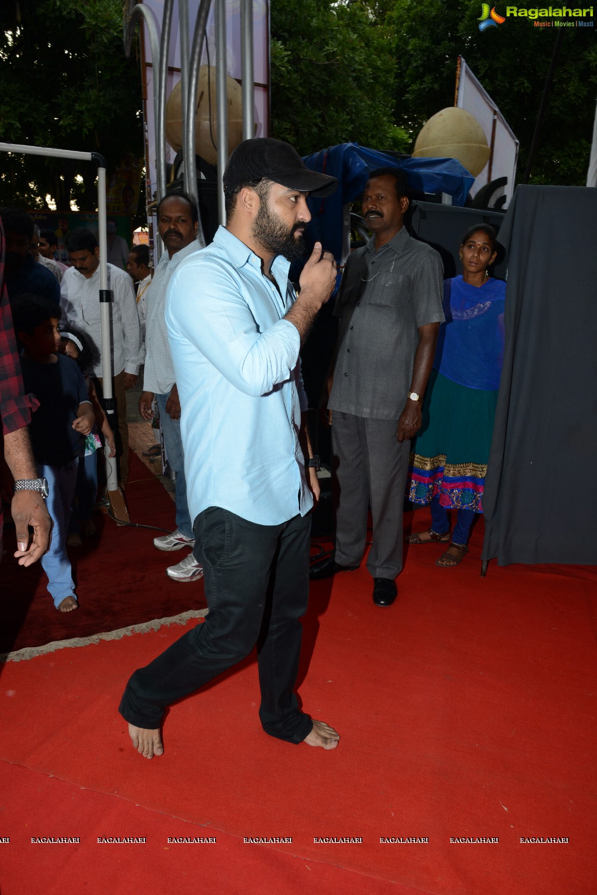 Nandamuri Family Members at NTR Ghat