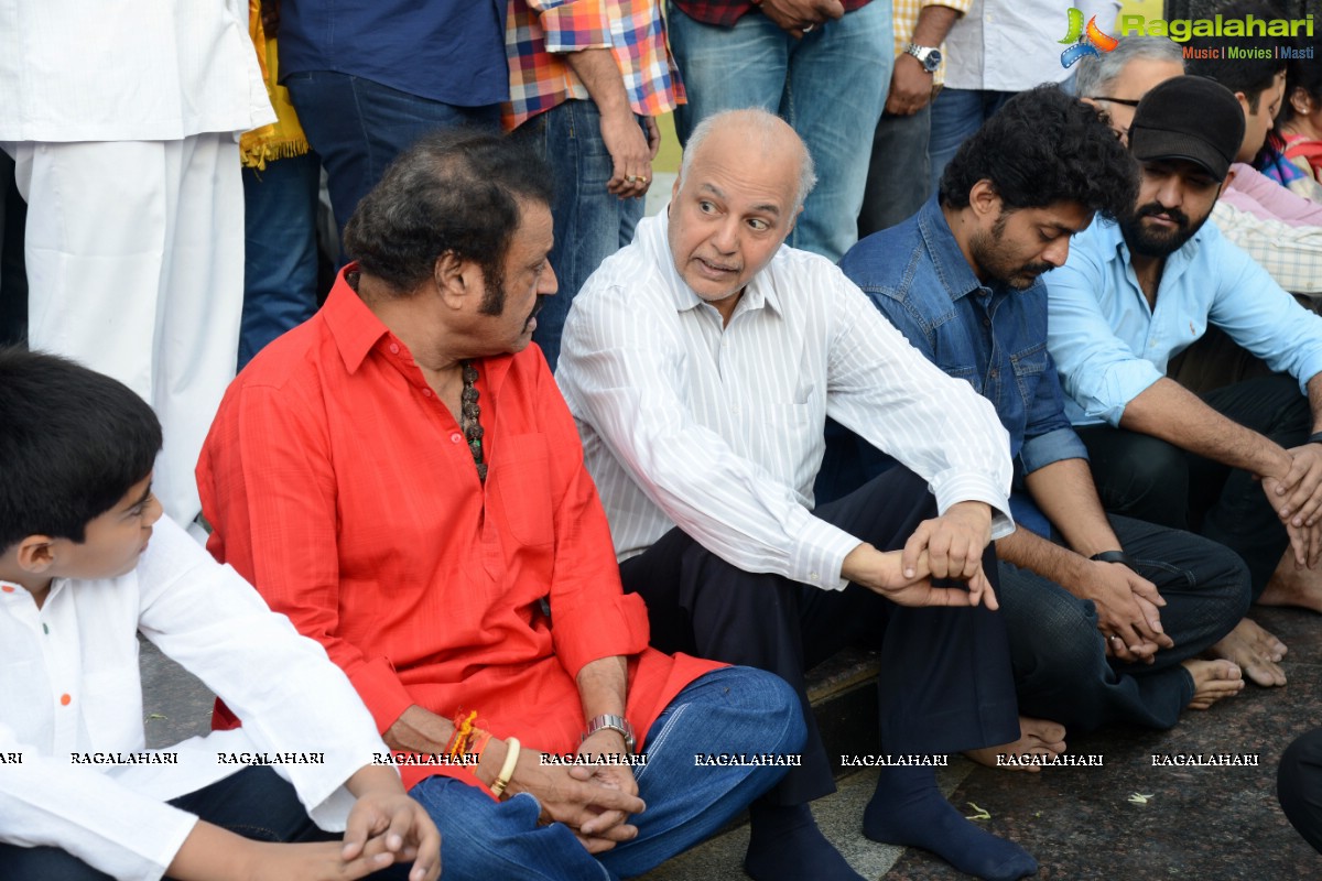 Nandamuri Family Members at NTR Ghat