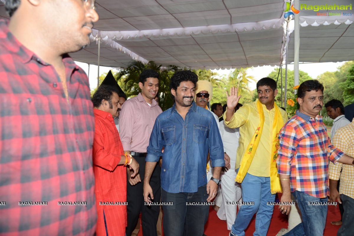 Nandamuri Family Members at NTR Ghat