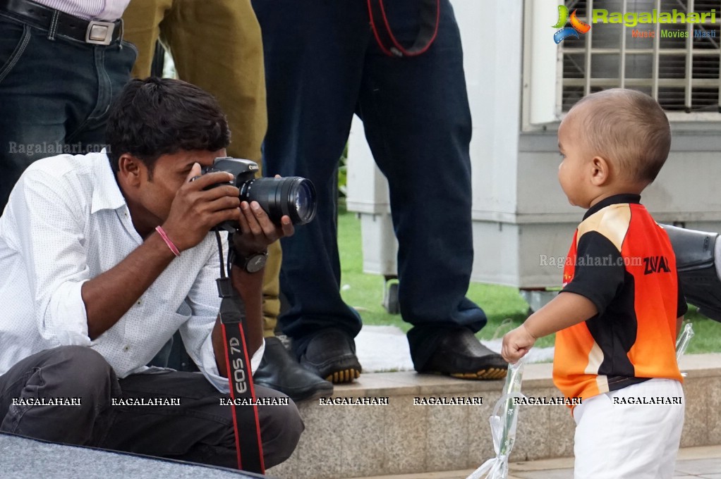 IPL Sunrisers team members launch 'Hearing Impaired Girl Child Project' initiated by Apollo Hospitals & SAHI!