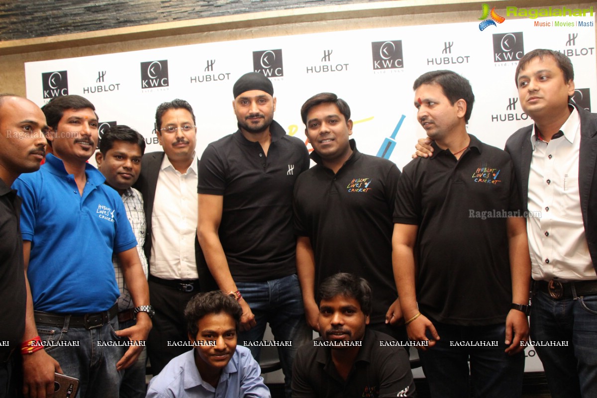 Launch of 'Hublot' at Kamal Watch Co. by Harbhajan Singh