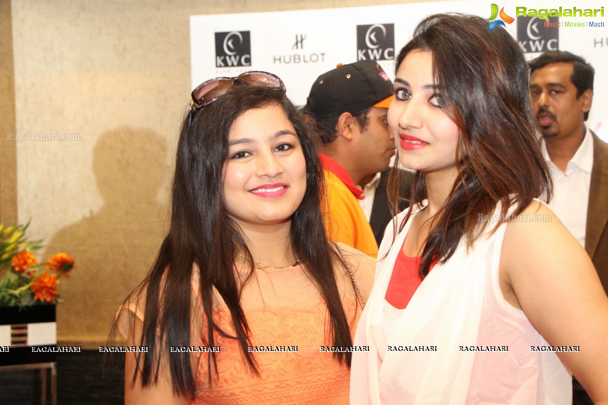 Launch of 'Hublot' at Kamal Watch Co. by Harbhajan Singh