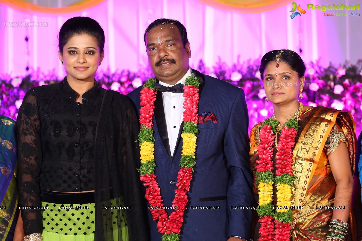 Grand Wedding Reception of Harinath (Manager of Priyamani, Rakul Preet Singh, Isha Chawla, Shanvi & Sandeep) and Krishna Veni