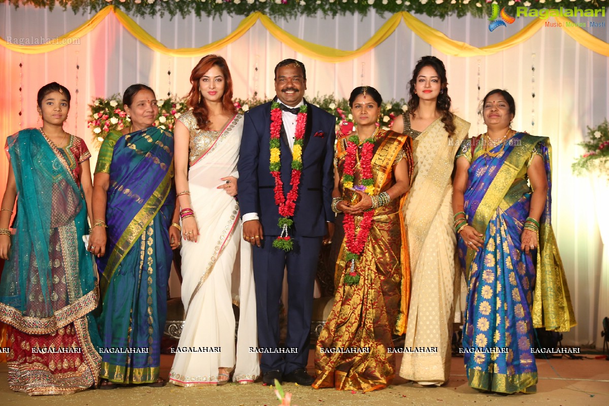 Grand Wedding Reception of Harinath (Manager of Priyamani, Rakul Preet Singh, Isha Chawla, Shanvi & Sandeep) and Krishna Veni