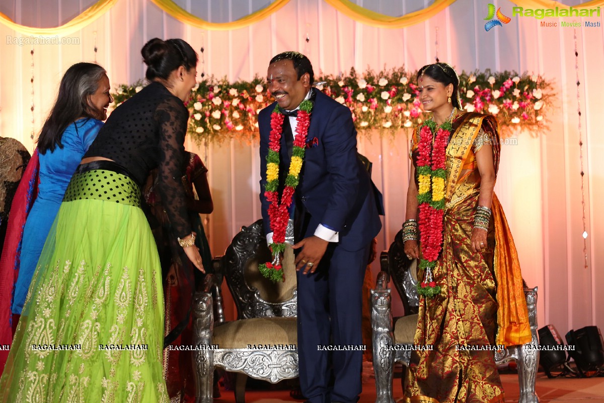 Grand Wedding Reception of Harinath (Manager of Priyamani, Rakul Preet Singh, Isha Chawla, Shanvi & Sandeep) and Krishna Veni