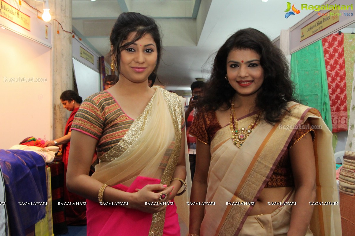 Shalini Modani and Actress Hamida Launches Silk India Expo