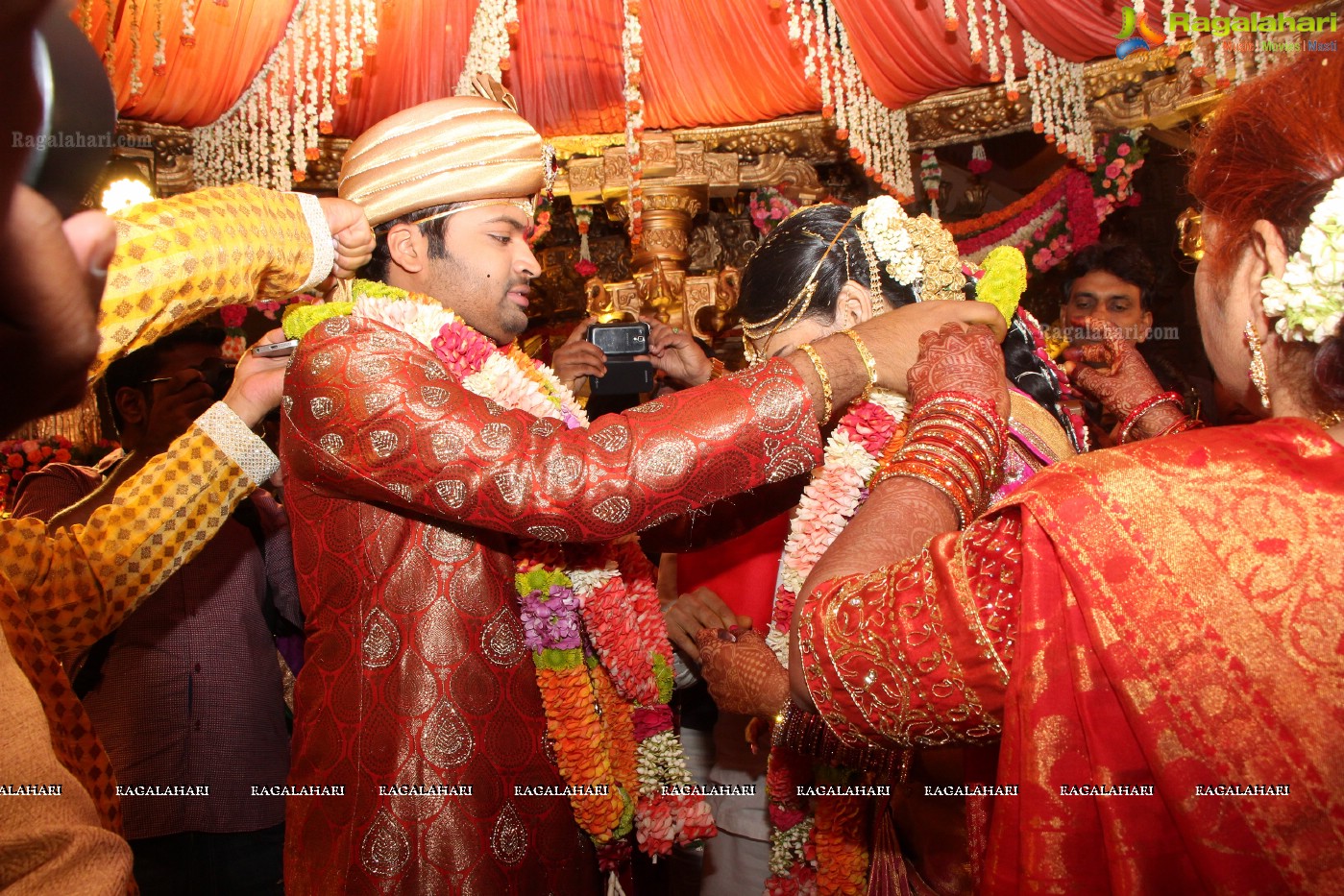 Grand Wedding of Dr. Supreeth Reddy-Dr. Shalini Reddy at HICC, Novotel, Hyderabad