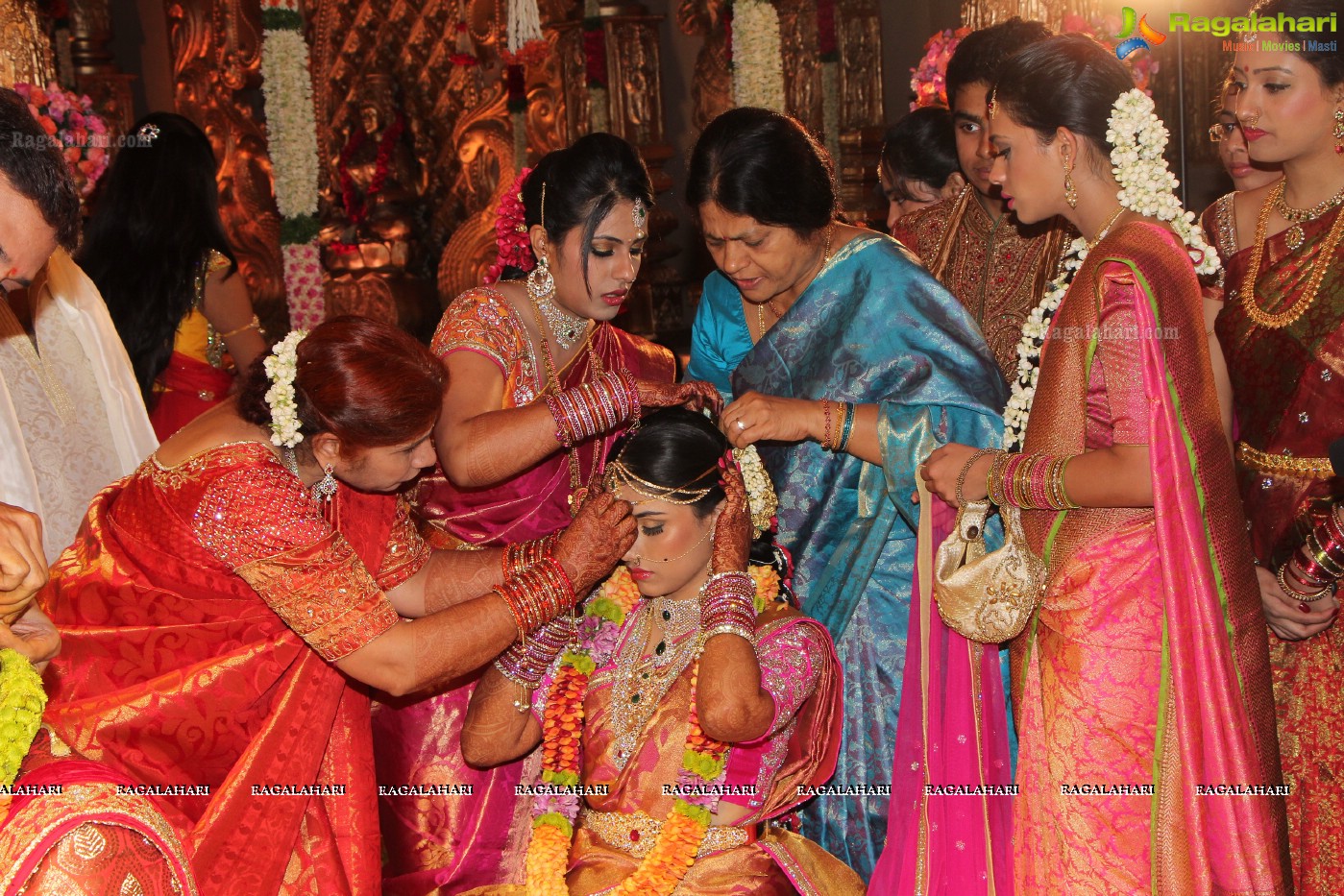 Grand Wedding of Dr. Supreeth Reddy-Dr. Shalini Reddy at HICC, Novotel, Hyderabad