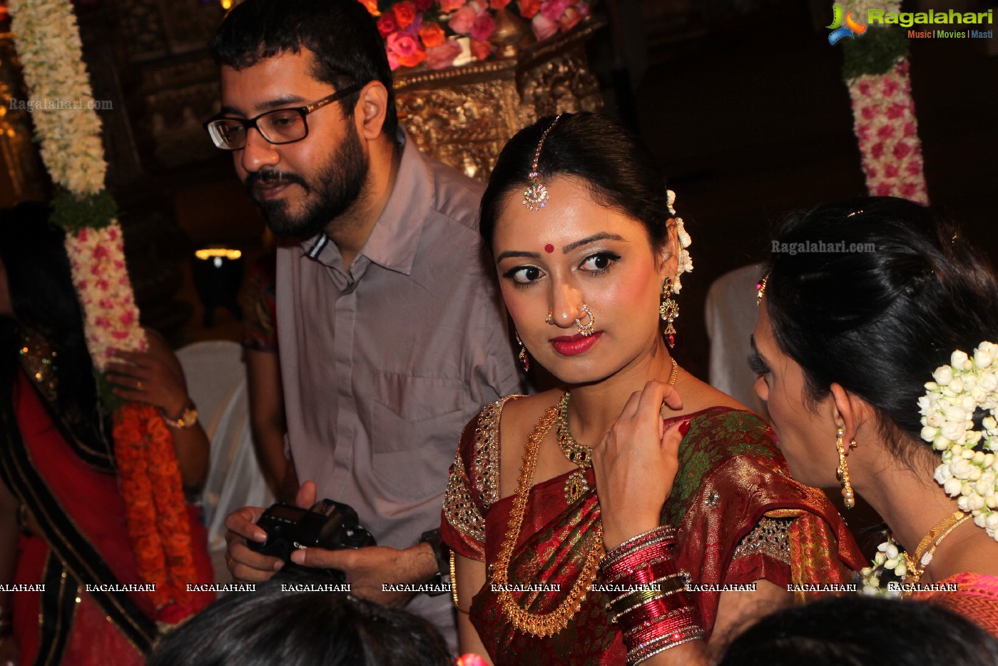 Grand Wedding of Dr. Supreeth Reddy-Dr. Shalini Reddy at HICC, Novotel, Hyderabad