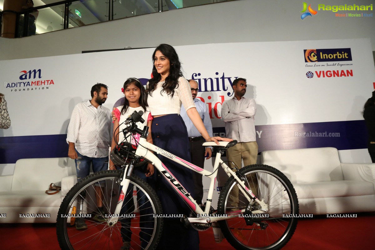 Shilpa Reddy and Regina Cassandra felicitates para-athletes of Aditya Mehta Foundation (AMF) at Inorbit Mall, Hyderabad
