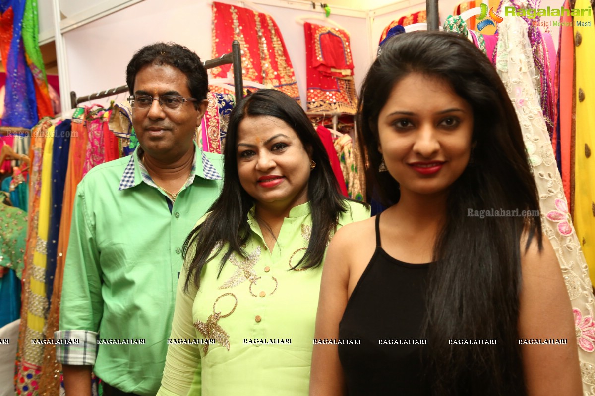 Grand Launch of Sashi Nahata's Akritti Elite Exhibition at Taj Deccan, Hyderabad