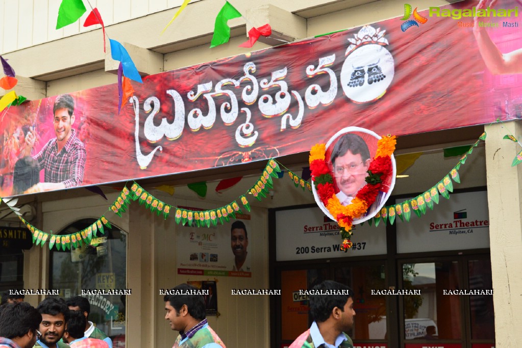 BayArea Mahesh Babu Fans Celebrates Premier Show of Brahmotsavam Movie in Milpitas, California