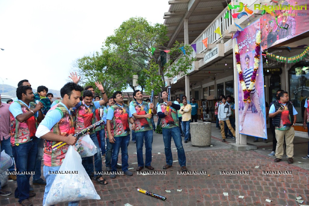 BayArea Mahesh Babu Fans Celebrates Premier Show of Brahmotsavam Movie in Milpitas, California