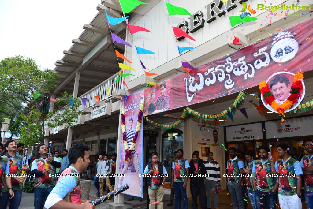 BayArea Mahesh Babu Fans Celebrates Premier Show of Brahmotsavam Movie in Milpitas, California