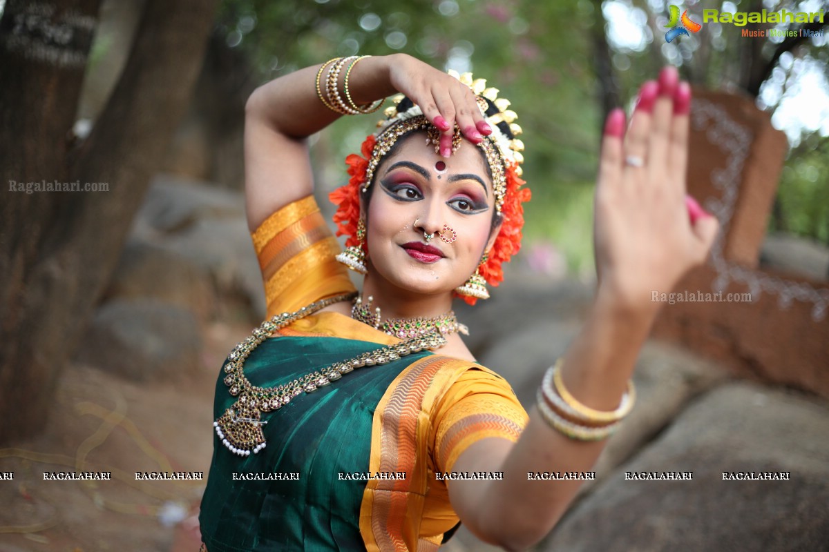 Kuchipudi Dance Recital of Chinamayi Mungara at Shilparamam, Hyderabad