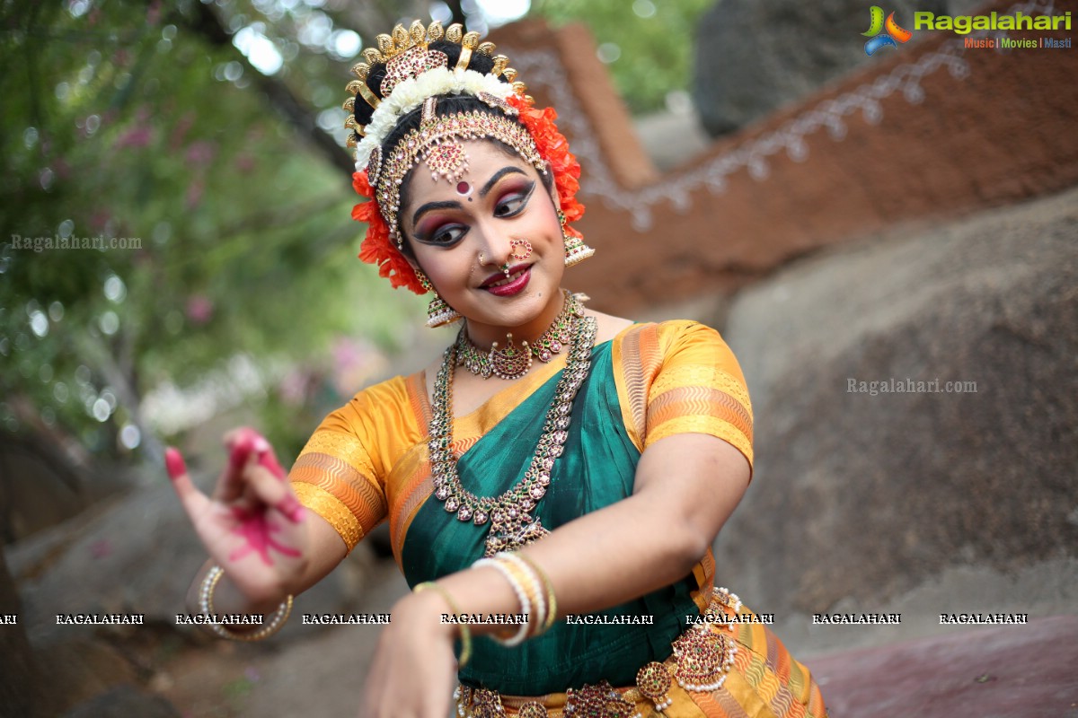 Kuchipudi Dance Recital of Chinamayi Mungara at Shilparamam, Hyderabad