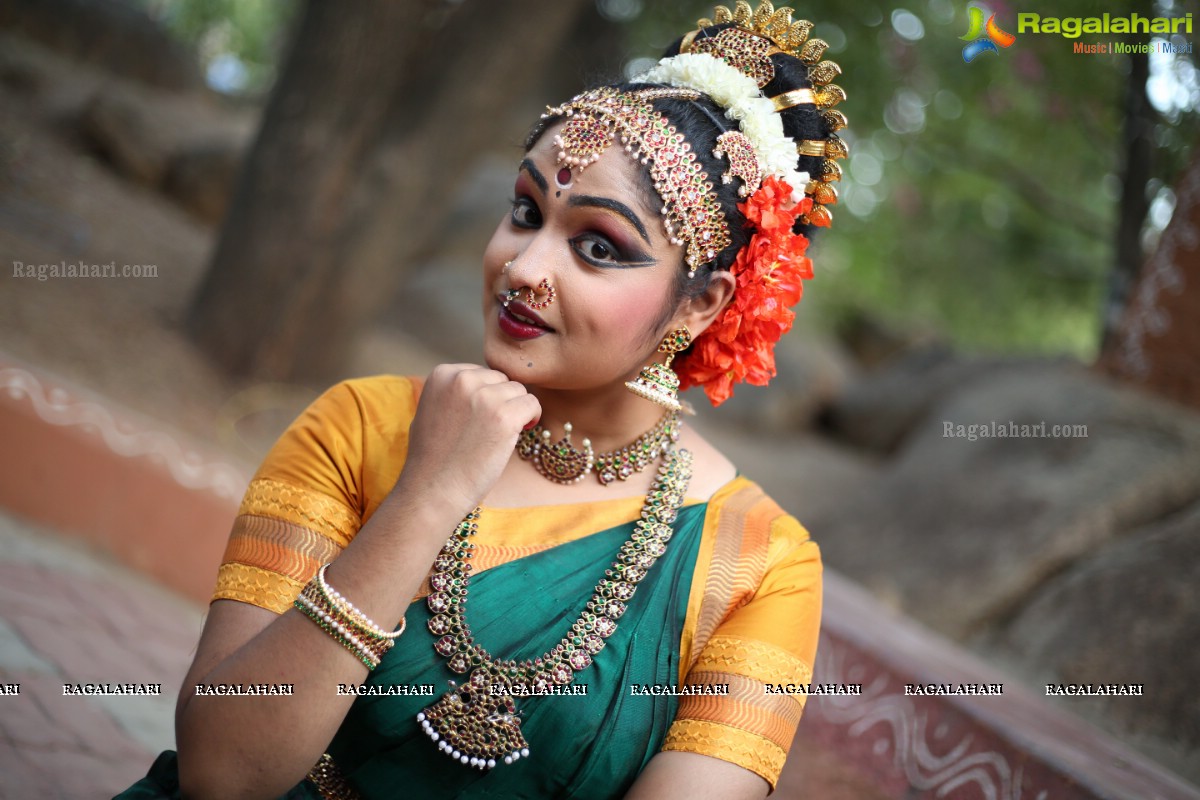 Kuchipudi Dance Recital of Chinamayi Mungara at Shilparamam, Hyderabad