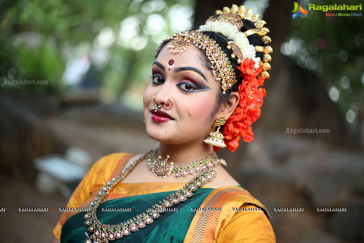 Kuchipudi Dance Recital of Chinamayi Mungara at Shilparamam, Hyderabad