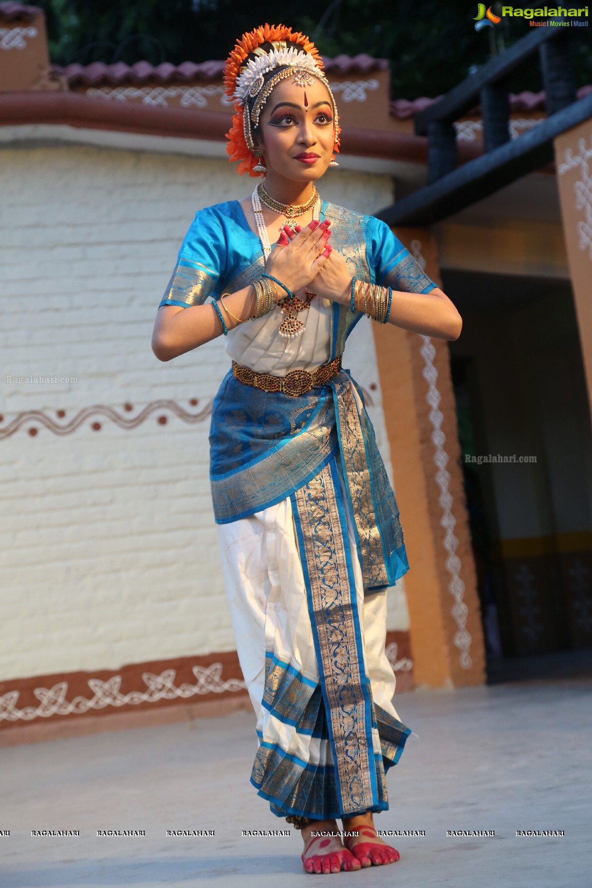 Kuchipudi Dance Recital of Chinamayi Mungara at Shilparamam, Hyderabad