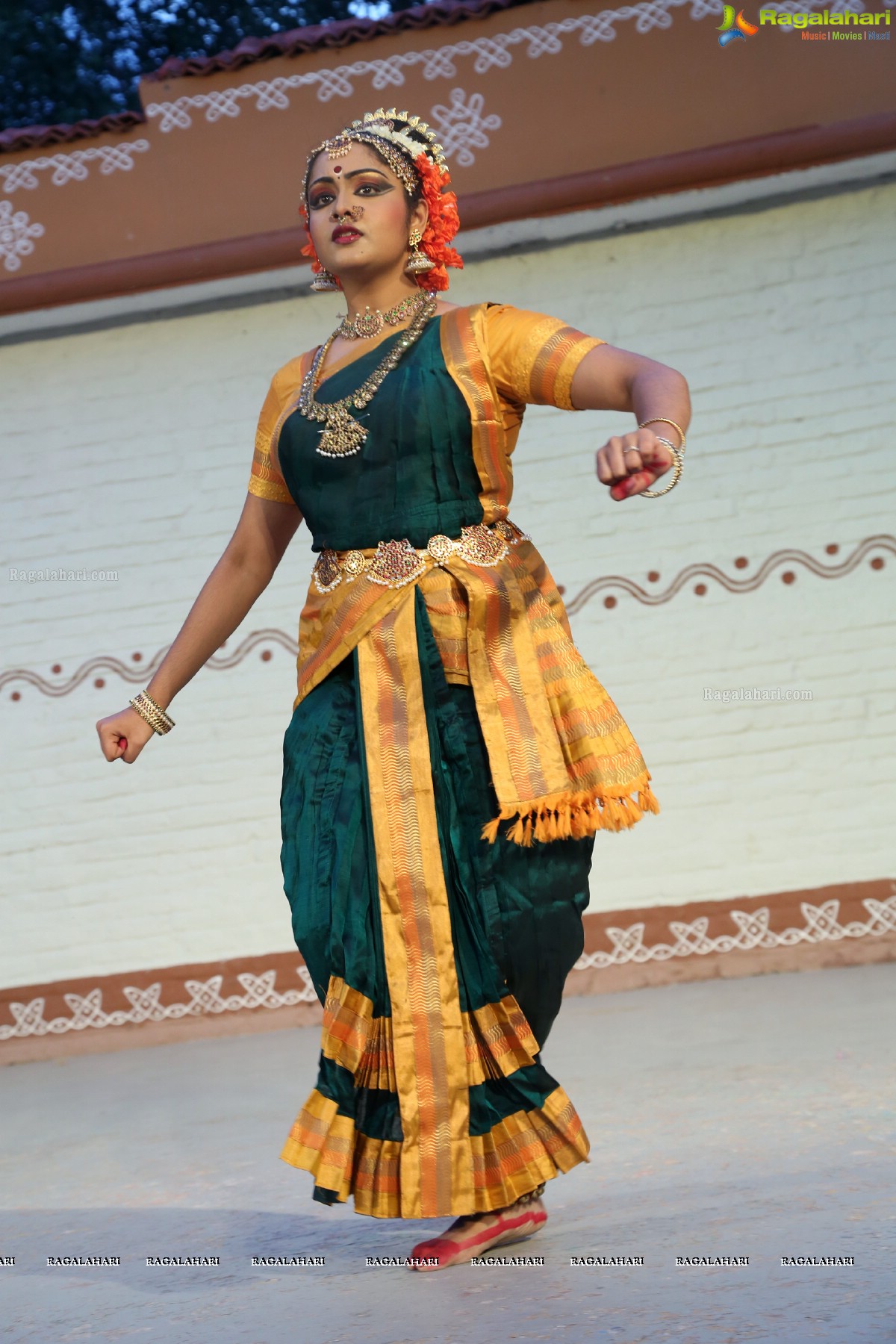 Kuchipudi Dance Recital of Chinamayi Mungara at Shilparamam, Hyderabad