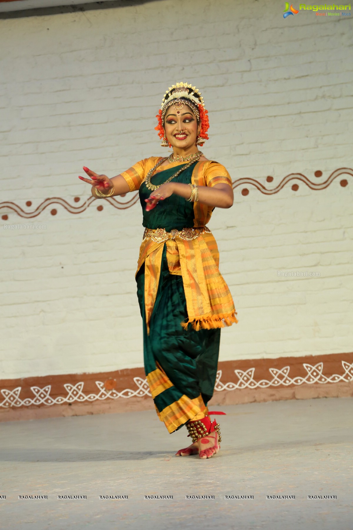 Kuchipudi Dance Recital of Chinamayi Mungara at Shilparamam, Hyderabad