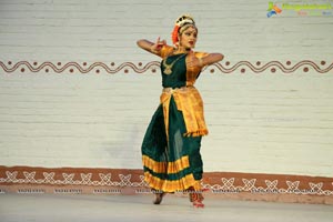 Kuchipudi Dance Chinamayi Mungara