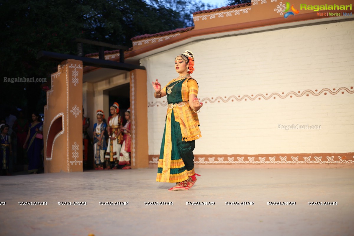 Kuchipudi Dance Recital of Chinamayi Mungara at Shilparamam, Hyderabad