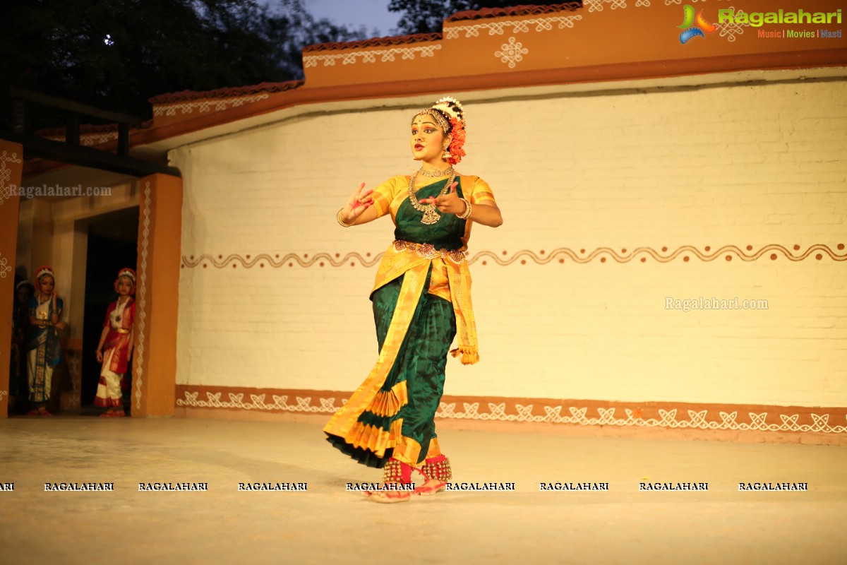 Kuchipudi Dance Recital of Chinamayi Mungara at Shilparamam, Hyderabad