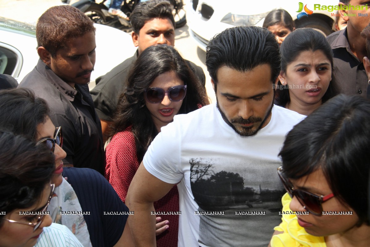 Mohammad Azharuddin, Emraan Hashmi and Prachi Desai at Cream Stone, Inorbit Mall, Hyderabad