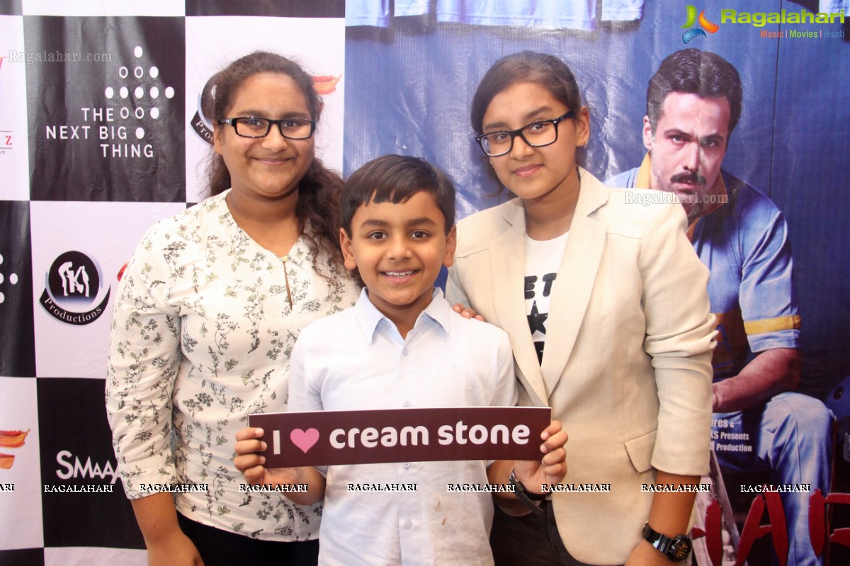 Mohammad Azharuddin, Emraan Hashmi and Prachi Desai at Cream Stone, Inorbit Mall, Hyderabad