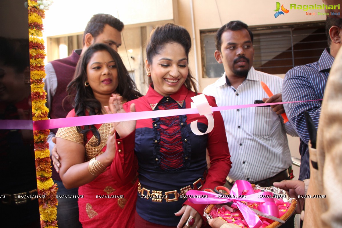 Madhavilatha launches Green Trends at Begumpet