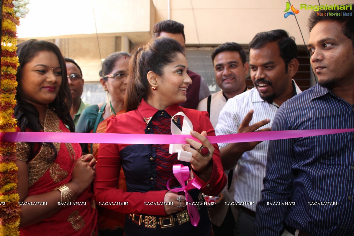Madhavilatha launches Green Trends at Begumpet