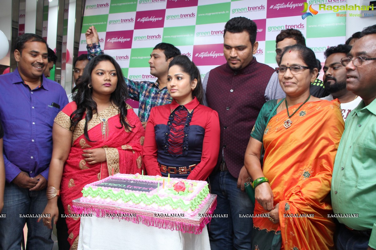 Madhavilatha launches Green Trends at Begumpet