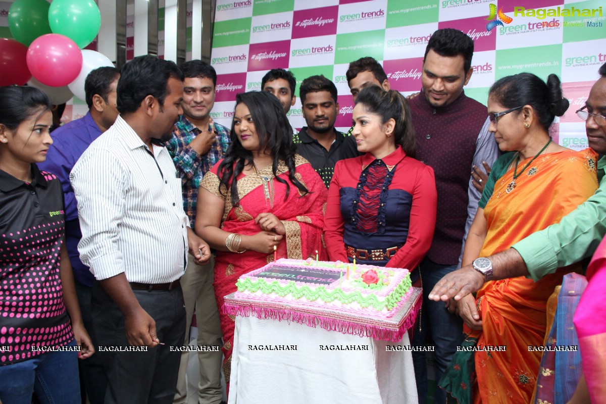 Madhavilatha launches Green Trends at Begumpet