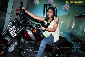 Harley-Davidson Garage Party