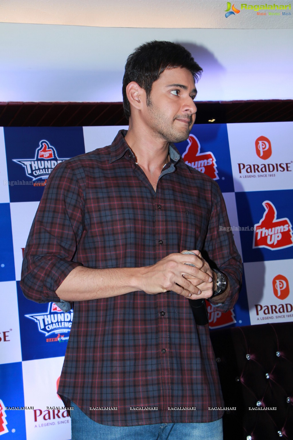 Mahesh Babu felicitates Thumps Up Thunder Challenge Winners at Paradise Restaurant, Hyderabad