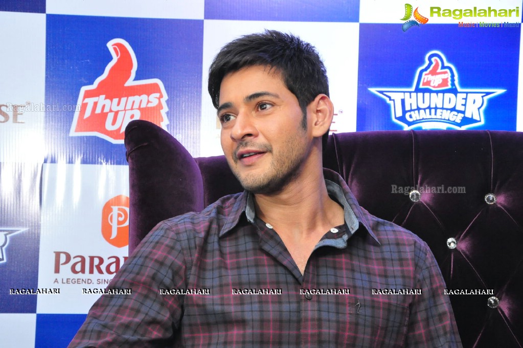 Mahesh Babu felicitates Thumps Up Thunder Challenge Winners at Paradise Restaurant, Hyderabad