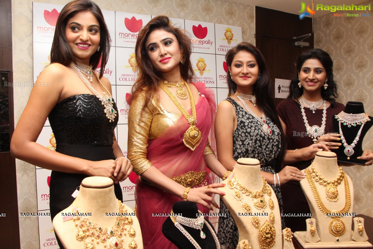 Manepally Jewellers Akshaya Tritiya 2016 Special Jewellery Launch