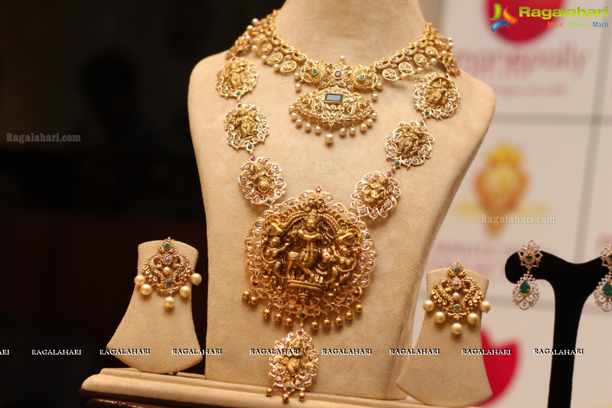 Manepally Jewellers Akshaya Tritiya 2016 Special Jewellery Launch