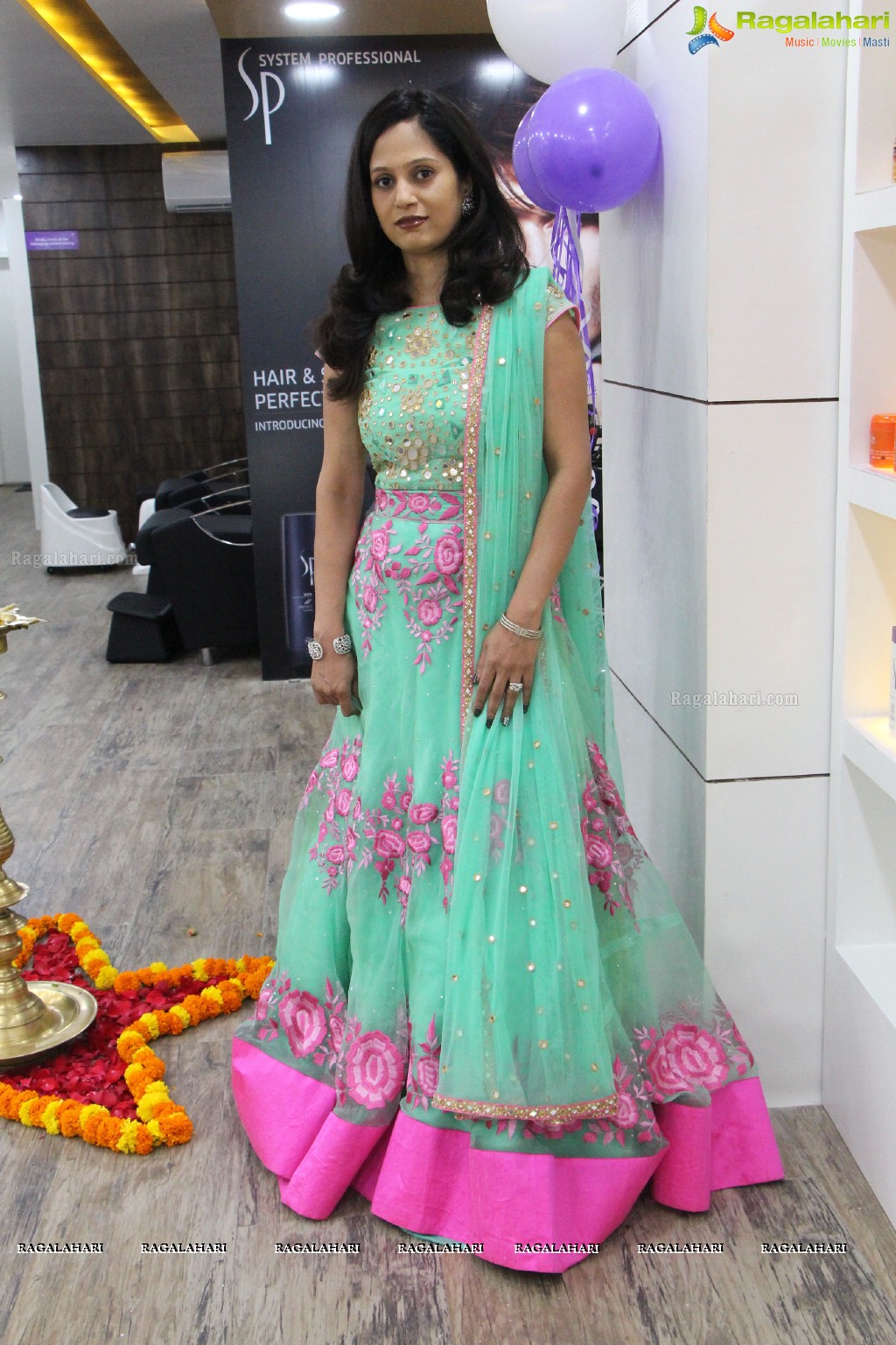 Sanjjanaa launches Naturals Salon and Spa at Kavuri Hills, Hyderabad