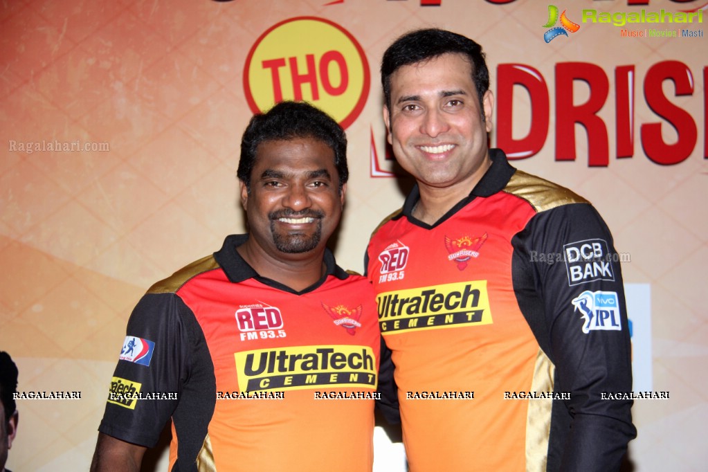 RED FM Meet and Greet Session with VVS Laxman and Muttiah Muralitharan at Manjeera Mall, Hyderabad