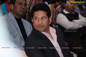 Sachin Tendulkar Smartron tphone