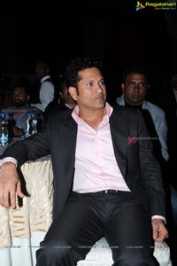 Sachin Tendulkar Smartron tphone