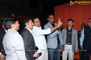 Sachin Tendulkar Smartron tphone