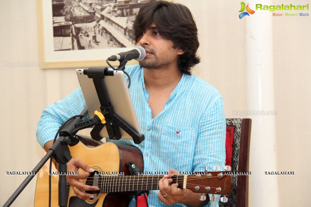 Arpit Chourey Live and Acoustic at The Gallery Cafe